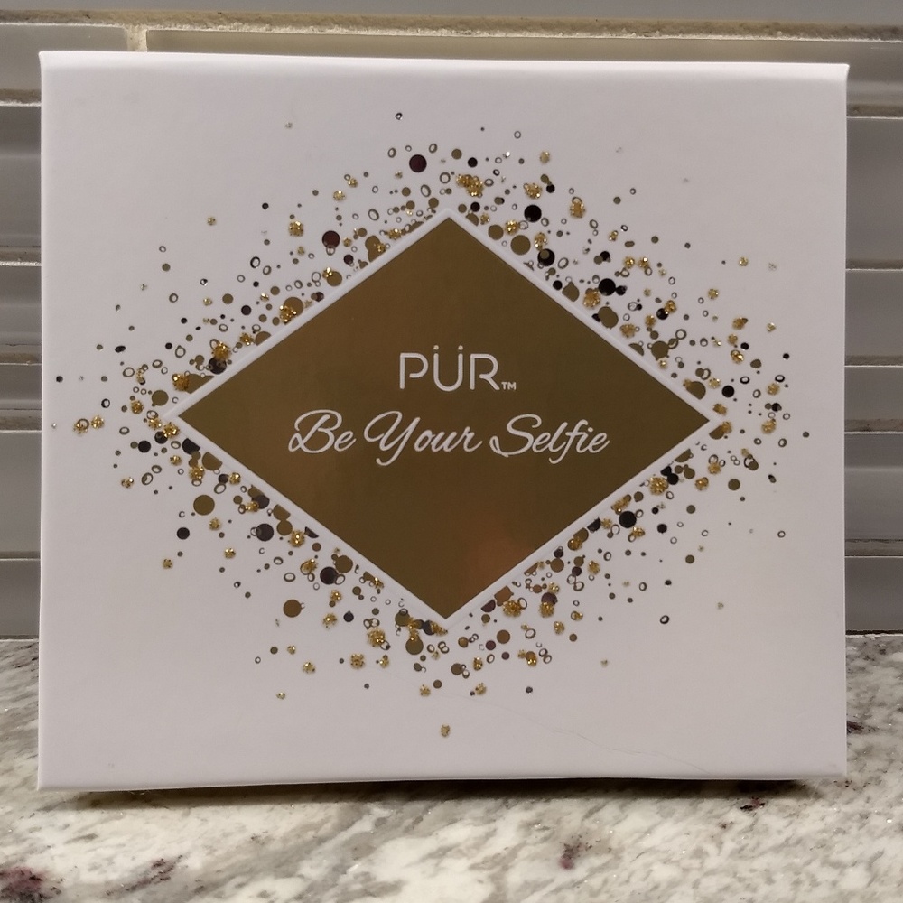 PUR *NEW* Be Your Selfie eye shadow palette